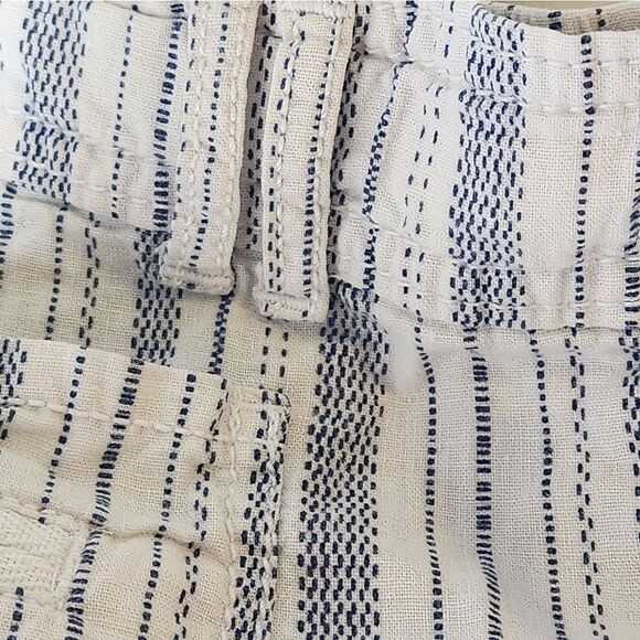 SO L White Blue Striped 4 Pockets BeltLoops LINEN Blend Women’s Shorts - Picture 5 of 9